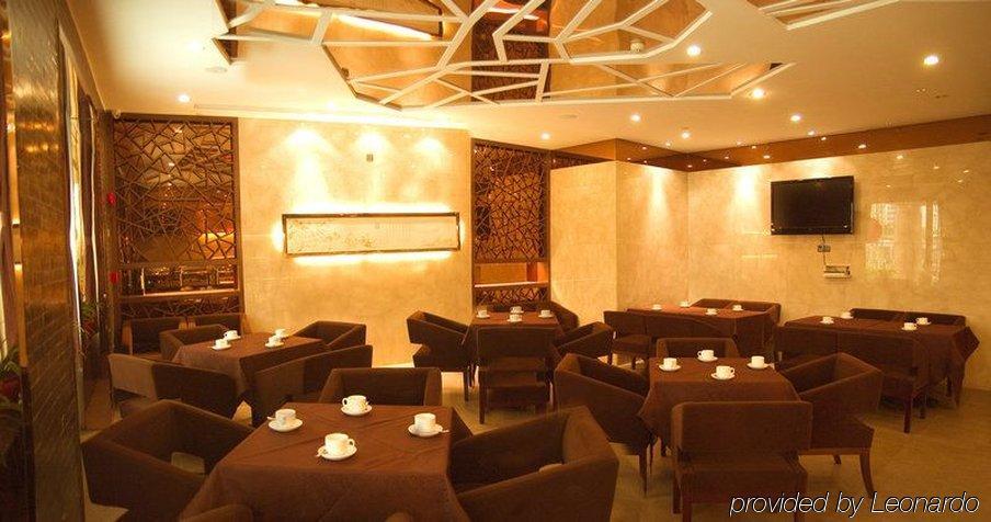 J-Hotel Kanton Restaurace fotografie